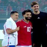 كورتوا هازارد صلاح  لقاء الزملاء السابقين.