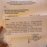 #BREAKING: Mehbooba Mufti has been asked to immediately vacate her palatial bungalow of Gupkar Road at Fairview. Good move by J&amp;K Govt. You can&rsquo;t enjoy Govt luxury and then sing to the tune of for Pakistani propaganda. Gupkar Gang Elites fo