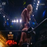 That was dangerously close! Ishii puts #ROH World Champ @IAmJericho on his back with the powerbomb!  Watch #AEWDynamite Thanksgiving Eve LIVE on TBS!