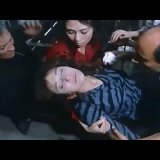 اتفرج على اعراض الناس وهى على الارصفه  اتفرج واتسلى بخمسه صاغ المجله