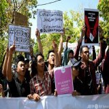 インドネシア、婚前交渉犯罪化 刑法改正案を可決