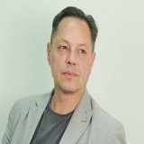 россияне сошли с ума в полном составе. Путинизм никого не щадит Артист Игорь Скляр заявил,что принял решение отправиться на фронт По его словам долг родине придется отдать всем-У нас погрузка через три дня Эшелоны в Ростов, экипировка потом месяц обу