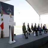 La nueva Vialidad Principal al Aeropuerto Internacional Felipe &Aacute;ngeles tiene una longitud de m&aacute;s de 14 km, ahorra media hora el tiempo de traslado y conecta a los municipios de Ecatepec, Tec&aacute;mac, Tonanitla, Nextlalpan y Zumpango.