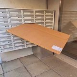 pues no llego a casa y me han dejado un paquete de la hostia en el buzón