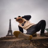 Parisian Panda Foot style @tahaessou  #eiffeltower #fslife #streetstyle #freestylefootball #pandalove #parisianstyle #photography #shooting