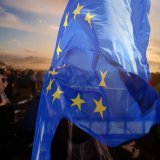 Можно утверждать, что члены ЕС будут формировать свой подход к проблеме иммиграции под влиянием набирающих силу ультраправых.  #АНАЛИЗ | Европейский союз и деятельность по борьбе с нелегальной миграцией  Mahmut Melih Bostancı