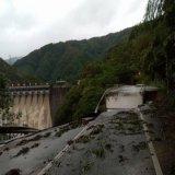 実家までの道もやばいみたい。 電気と水は使えるけど孤立してるようです。  とりあえず家は大丈夫そうでよかった。 #宮崎県 #宮崎市