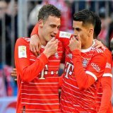 Arsenal are considering Benjamin Pavard and Joao Cancelo as possible replacements for the injured Jurrien Timber. Another possible target is Southampton Kyle Walker Peters. (@alex_crook Tier - 1 )