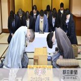 北〕棋王戦と一門の縁。  藤井聡太六冠の誕生、師匠の杉本昌隆八段「大師匠が喜んでおられる」：朝日新聞デジタル