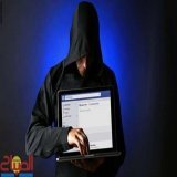 عامل يقاضي “مؤثرا” بسبب التشهير