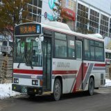 北海道中央バス 札幌200か1204 日野自動車/日野車体工業 レインボーRJ&middot;ワンステップ KK-RJ1JJHK改/2004年式 所属:おたもい営業所/朝里車庫 撮影時表示:[16] 天神町 撮影地:小樽駅前  #北海道バス図鑑