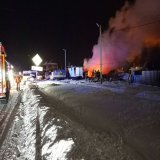 В ночь с 7 на 8 января в Тюмени произошел взрыв газа на СТО. В результате происшествия уничтожен соседний дом &mdash; Наш Город | Тюмень  Ох уж эта страна аплодисментов  #хлопок #бавовна #гойда #чп #пожар