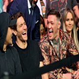 Jake Gyllenhaal and Conor McGregor last night at the #UFC285