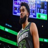 Karl Anthony Towns didn't score a single point in the 4th quarter or overtime in the T-Wolves loss to the Lakers