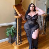 Nicole @nicolenurko \u2764\ufe0f..#curvesarebeautiful #fullfiguredfashion #loveyourcurves #plussizeclothing #curvygirl #effyourbeautystandards #bopo #curvymodel #loveyourbody #thickgirl #curvyfashion #curvesfordays #bodyposi #plussizeboutique #plussi