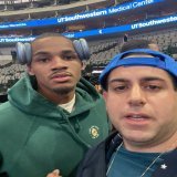 ⁦thank you ⁦@DejounteMurray⁩ for bein super dope + You played a good game in Dallas tonight. #mffl
