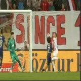 #ANTvFB  #T&uuml;mVARKayıtlarıA&ccedil;ıklansın   Galatasaray'ın VAR kayıtlarının a&ccedil;ıklanmasını destekleyen bir taraftar olarak aşağıdaki pozisyonu da anlamamız lazım. 40 kişilik ekip bunu &ccedil;&ouml;zemez. VAR kaydı a&ccedil;ıklansın. Bile