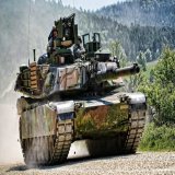 "США на видят смысла передавать Украине танки Abrams &mdash; Пентагон Американский танк сложеный" Юки для америкенцев как папуасы. Чуть умнее собак. Им сложное нельзя доверять. Ещё по Польше пальнут.