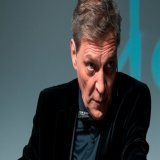 Обвинение просит заочно приговорить журналиста Александра Невзорова к девяти годам колонии по делу о &laquo;фейках&raquo; об армии.   Судя по росту заочных преступников скоро пора будет открывать заочные тюрьмы.