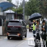 The media report says seokjin also came to send off hobi with Bangtan members, my ot7 babies  WE LOVE YOU J-HOPE WE WILL WAIT FOR YOU HOBI WE WILL WAIT FOR YOU J-HOPE #UntilWeMeetAgainJHOPE #HaveASafeFlightOurHOPE #JHOPE #HOSEOK