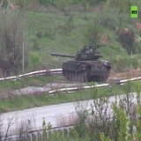 #DPR tankers destroy the positions of the Armed Forces of Ukraine near #Avdiivka  The #SomaliBattalion continues its offensive against the fortified area in Avdiivka. #Donetsk Oblast  #Ukraine #Russians #Авдеевка  \ud83c\uddf7\ud83c\uddfa