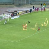 Watch out for Tau&rsquo;s sting!    @AlAhly&rsquo;s @percymuzitau22 owns the #TotalEnergiesCAFCL semis 1st-leg #GoalOfTheWeek with this stunner!