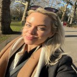 Sunday walks is my new favorite weekend activity, and battersea park I have to say is one of the best places for a stroll. So many cute dogs to say hello to \ud83d\ude0d and spring is in the air!How did you spend your Sunday?