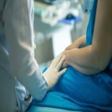 FLASH |&nbsp;En d&eacute;tresse psychologique apr&egrave;s un #viol en 2016, une femme de 50 ans a obtenu l'autorisation d'&ecirc;tre euthanasi&eacute;e en #Belgique. M&egrave;re de 2 enfants, sa d&eacute;cision a suscit&eacute; un vaste d&eacute;bat