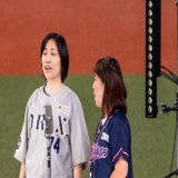 左の方ですね。 ご冥福お祈り致します ・ 野球が大好きで毎年春季キャンプに出向いて選手分析を行うなど、野球に関するネタも多数あった漫才コンビ「青空」の須藤理恵さんが今月22日亡くなられました。 ・ #オリックス・バファローズ #第２回Bs1グランプリ #青空 #須藤理恵