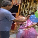 Shiv ke papa giving balloon to aai &amp; aai is irritated   Shiv got it all from his dad  HBD SHIV CHE BABA