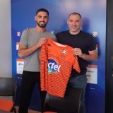 Extrêmement convoité suite à sa superbe saison au @SCBastia le buteur #SebastienDaSilva a choisi le @stadelavallois Le projet sportif ambitieux et les valeurs humaines présentées ont séduit notre attaquant. Merci Seb pour ta confiance. #TeamCLKFoot #
