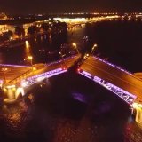 Через три дня в Петербурге стартуют "Поющие мосты"  Под классическую музыку в ночь на 21 мая разведут Дворцовый мост, праздник света и музыки стартует в 01:00 и продлится до 01:40.