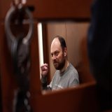 Политику Владимиру Кара-Мурзе запросили 25 лет лишения свободы  По версии следствия, выступая в США перед членами Палаты представителей штата Аризона, Кара-Мурза &laquo;действуя по мотивам политической ненависти, распространил под видом достоверных с