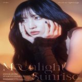 I live for this momo era now #TWICE_OurMoonlightandSunrise #핫하고달달해_트와이스의_문라썬라 @JYPETWICE