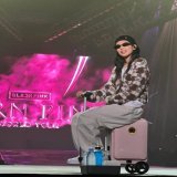 Cool girl    JENNIE BDAY PARTY IN HK