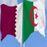 أكثر صورة تصلني ويكاد حسابي يتلون بها .. أُمــةٌ بـ همّــة .. شكرا لشعب المليون ونصف مليون شهيد  لن ننسى تلك الوقفة العظيمة منكم رغم إقصاء منتخب محاربي الصحراء عن #مونديال_قطر_2022 ولكنكم في النهاية حاضرون  #مونديال_قطر2022  #انا_عربي_وادعم_قطر  #حيا