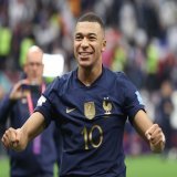 &iquest;Qui&eacute;n es el MEJOR JUGADOR del momento?   KYLIAN MBAPP&Eacute;  LEO MESSI