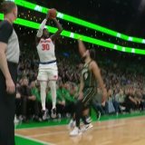 Randle beats the buzzer to end the third  Knicks-Celtics on ESPN