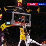 ANTHONY DAVIS THROWS IT DOWN ON JAREN JACKSON JR.
