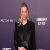 Supermodel #TatjanaPatitz dies of breast cancer at age 56