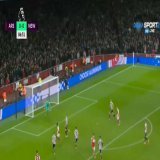 Нюкасъл прекъсна положителната серия на Арсенал: