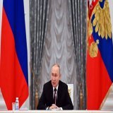 Европейский союз одобрил новые санкции против России за её вторжение в Украину. Это решение объявлено спустя год после начала войны. #EuropeNews