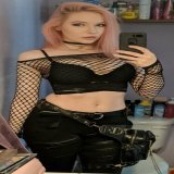Trash bathroom selfie to show off my concert look from last night.  #noticemesenpai #selfie #concertlook #gothgirl #pinkhair