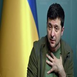 Может быть Зеленский живет в параллельной Вселенной? Иначе,как объяснить его высказывания.Сначала заявил, что у ВСУ&laquo;все хорошо&raquo;на фронтах,потом при делегации из ЮАР заявил,что те попали под обстрел.А под конец дня выдал,что на важном воен