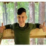 #СучасніГерої В цей день 1999 року народився Євген Пальченко &mdash; Герой України (2022), лейтенант ЗСУ, ком.танк.роти 59 ОМПБр, Наприкінці лютого 2022, допоміг бригаді вийти з оточення під Олешками, 3 дні утримував оборону мосту, знищив ворожу техн