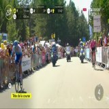 Epic ride by Matthews who catches back and drops Bettiol! #TDF2022