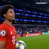 A roller coaster of emotions for @SergeGnabry and his match ball   #TOTFCB #MiaSanMia