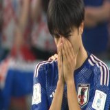 日本敗戦、ベスト8の壁は高かった。PK戦中とPK戦が終わり三笘さんが泣くのを見て涙腺壊れた。三笘さんのゴール向かう姿はキャプテン翼みたいに凄かったし、とにかく日本選手全員君たちにブラボー！を送りたい、この悔しさを晴しにまたW杯戻ってきて欲しい。#日本vsクロアチア #FIFAWorldCup