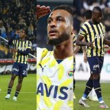 O kadar forvete a&ccedil;ız ki. Saf kalite Joshua King var yanında skor yapmış Batshuayi. Yedekte goat Valencia ama hala forvet istiyoruz Aboubakar istiyoruz b&ouml;yle kaliteli forvetlere hasret kalmışız yıllardır...