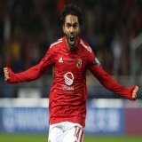 حسين الشحات يكتب اسمه بحروف من ذهب في تاريخ #مونديال_الأندية  حسين الشحات رابع لاعب يسجل في 3 نسخ مختلفة من كأس العالم للأندية بعد كريستيانو رونالدو وليونيل ميسي، وجاريث بيل